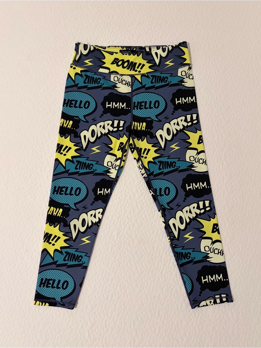 Constantly Varied Gear CVG Comic Print Capri Leggings Medium